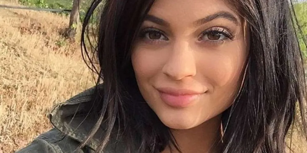 Kylie criou a marca há dois anos, com apenas um kit para os lábios, vendido a 29 dólares
