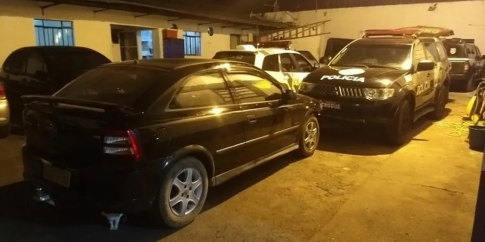 Imagem ilustrativa da imagem PM recupera carro e objetos roubados de residência