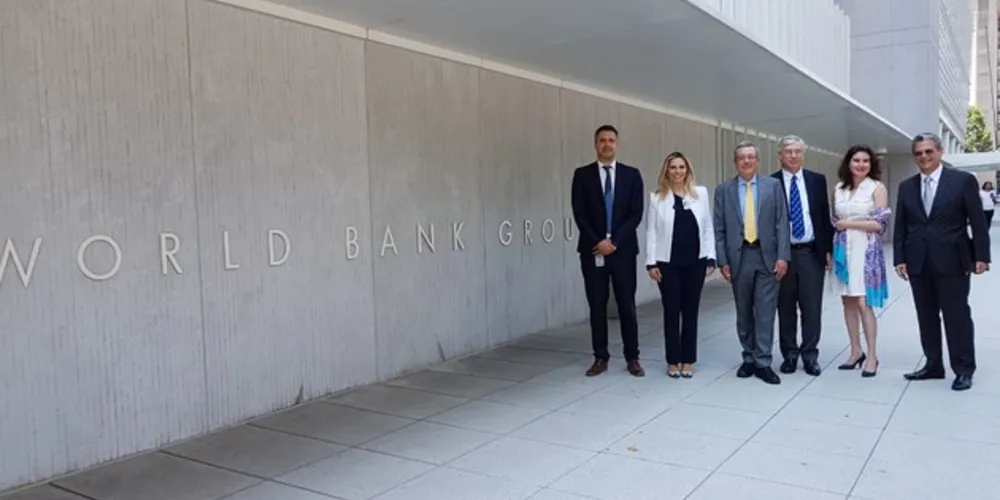 Imagem ilustrativa da imagem Nos EUA, Cida negocia novo empréstimo no Banco Mundial