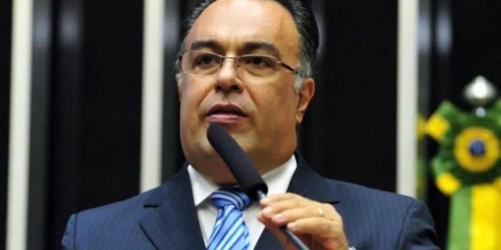 Apesar da absolvição, André Vargas e seu irmão foram condenados em outro processo pelo juiz Sergio Moro