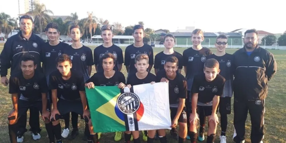 Desde 2014 a equipe faz parte de competição internacional que inclui nove times do Japão