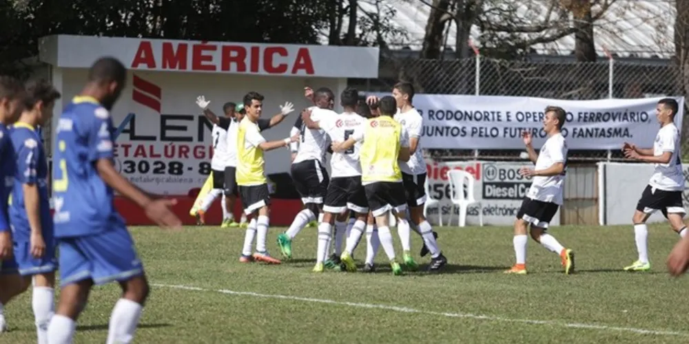 Imagem ilustrativa da imagem Operário vence São-Joseense e classifica no Sub-19