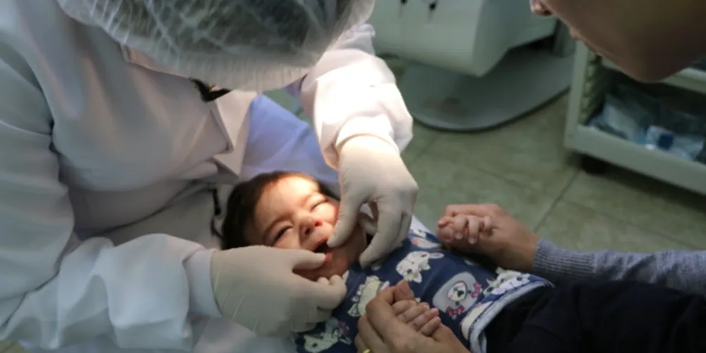 Imagem ilustrativa da imagem Castro inicia cirurgias de Odontopediatria
