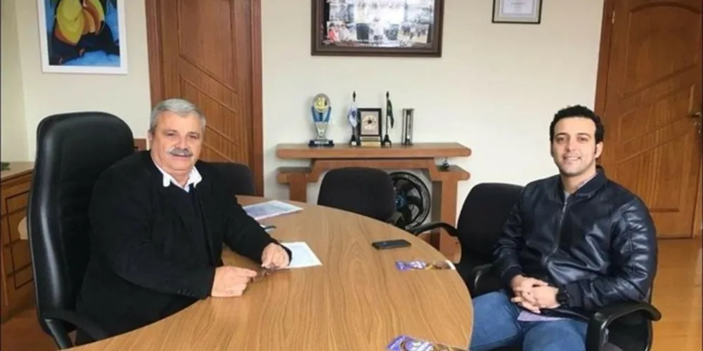 Prefeito de Irati, Derbli, com o deputado que acabou vítima de acidente