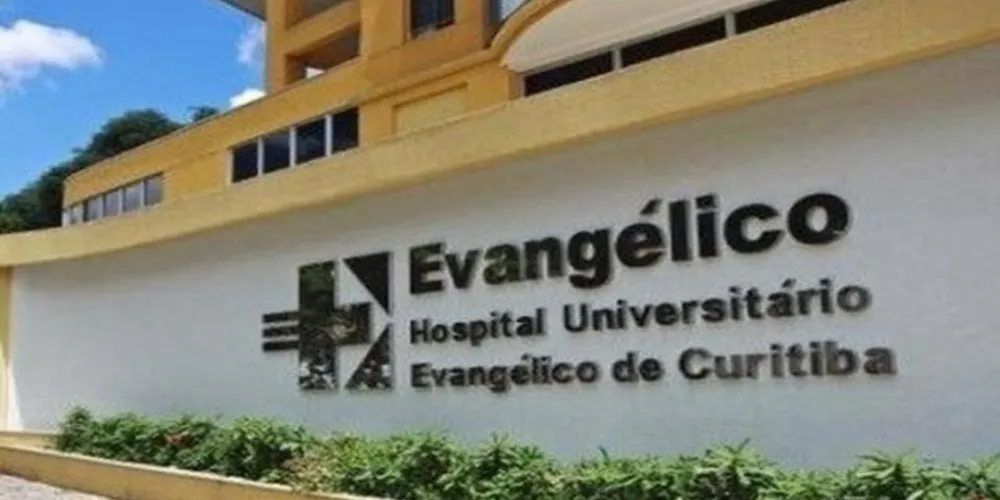 Bebê estava internado no Hospital Evangélico de Curitiba há mais de uma semana