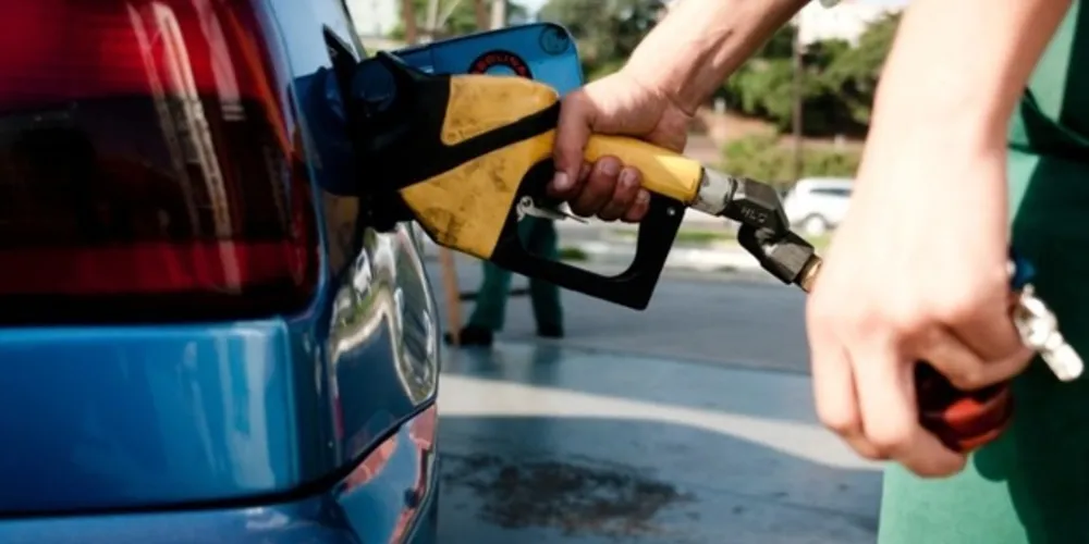 Imagem ilustrativa da imagem Gasolina cai em PG e já é vendida abaixo de R$ 4