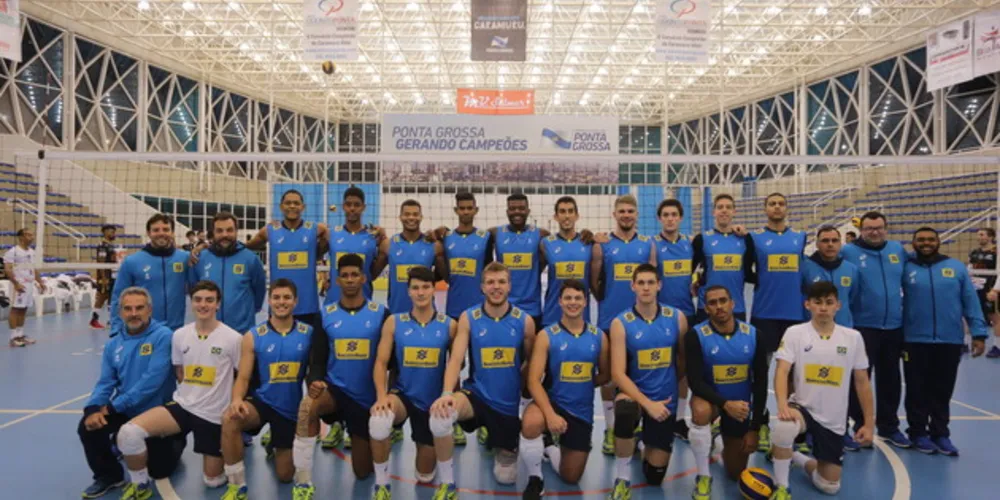 A equipe de selecionados do Caramuru vôlei venceu o amistoso contra a seleção brasileira sub 19.