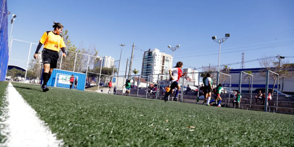 Imagem ilustrativa da imagem Projetos de iniciação esportiva são abertos à comunidade