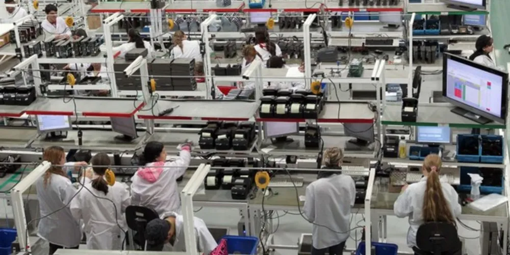 Imagem ilustrativa da imagem Economia crescerá 1,6% em 2018, prevê CNI