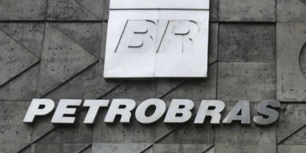O TSE vai publicar os nomes para que o Ministério Público Eleitoral (MPE), partidos e coligações possam impugnar eventuais candidaturas de quem estiver com a restrição