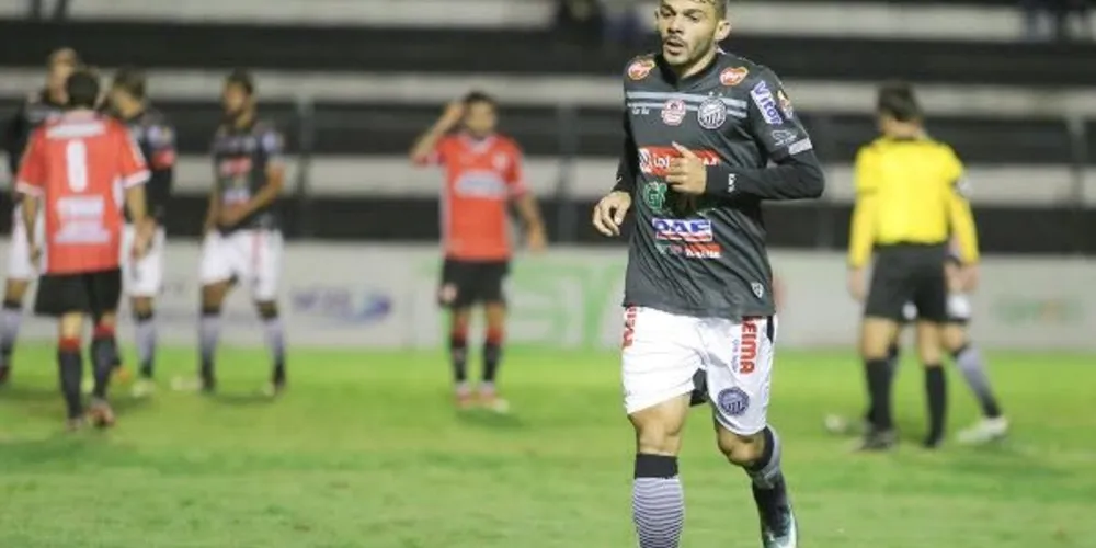 Imagem ilustrativa da imagem Meia alerta Operário sobre atenção na reta final da Série C