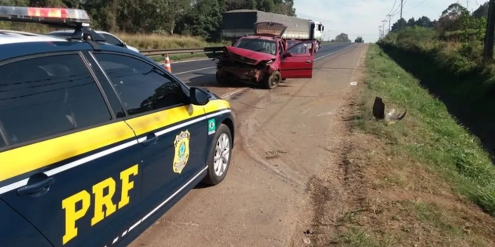 Imagem ilustrativa da imagem Motorista sofre acidente grave na BR-376 em Ponta Grossa
