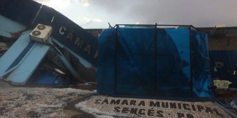 Imagem ilustrativa da imagem Tempestade de granizo provoca estragos em Sengés