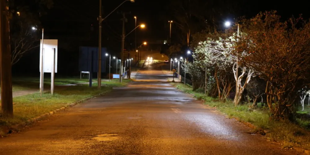 Imagem ilustrativa da imagem UEPG inaugura nova iluminação no Campus Uvaranas