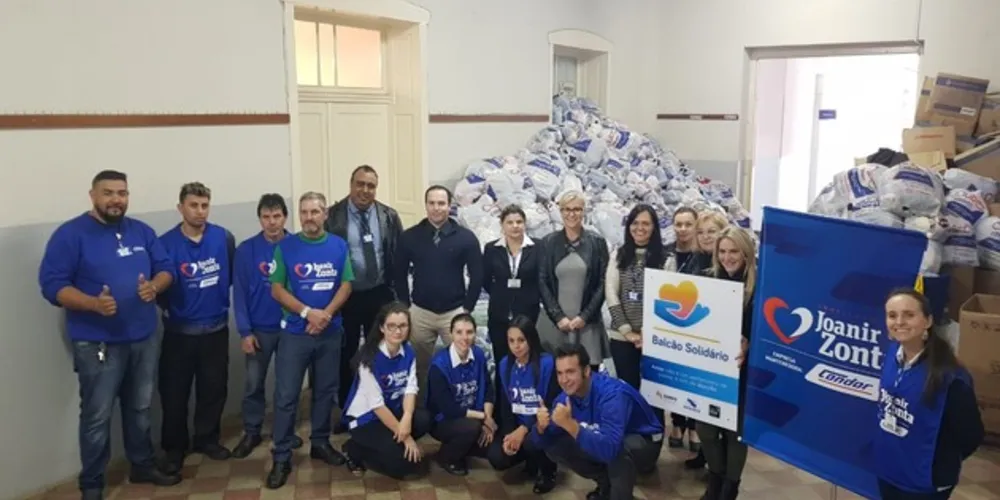 Imagem ilustrativa da imagem Ação Social recebe milhares de roupas de inverno do Condor