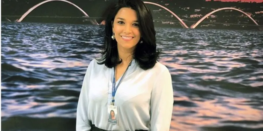 Paula Parente Cantuaria Ramos, chefe do Serviço de Apoio Administrativo da Comissão Permanente de Licitação (Copeli) é a primeira mulher na função de pregoeira no Senado.