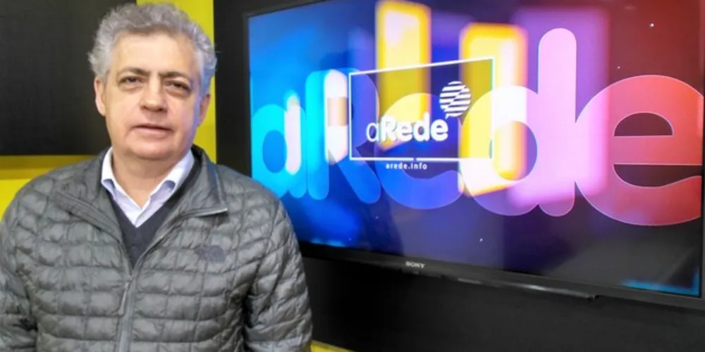 Imagem ilustrativa da imagem Péricles discute candidatura para deputado estadual