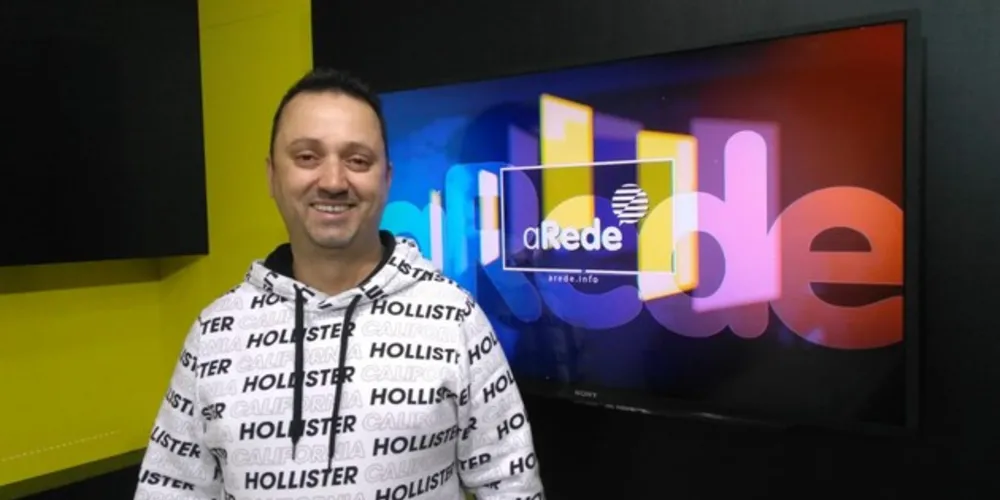 Imagem ilustrativa da imagem Chitãozinho e Xororó fazem show em PG neste sábado