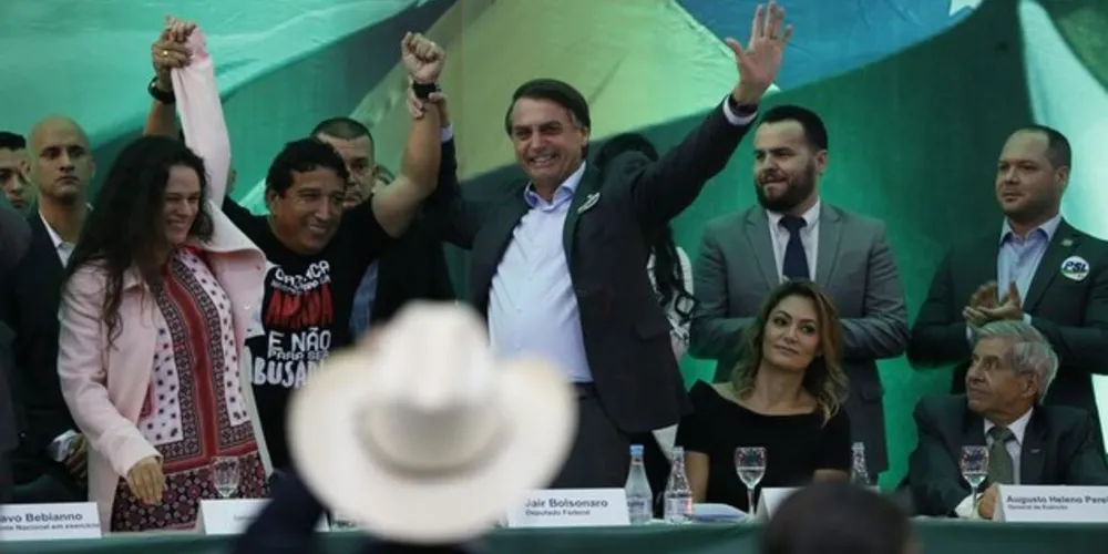 Imagem ilustrativa da imagem Partidos têm até domingo para definir candidatos a vice, diz TSE
