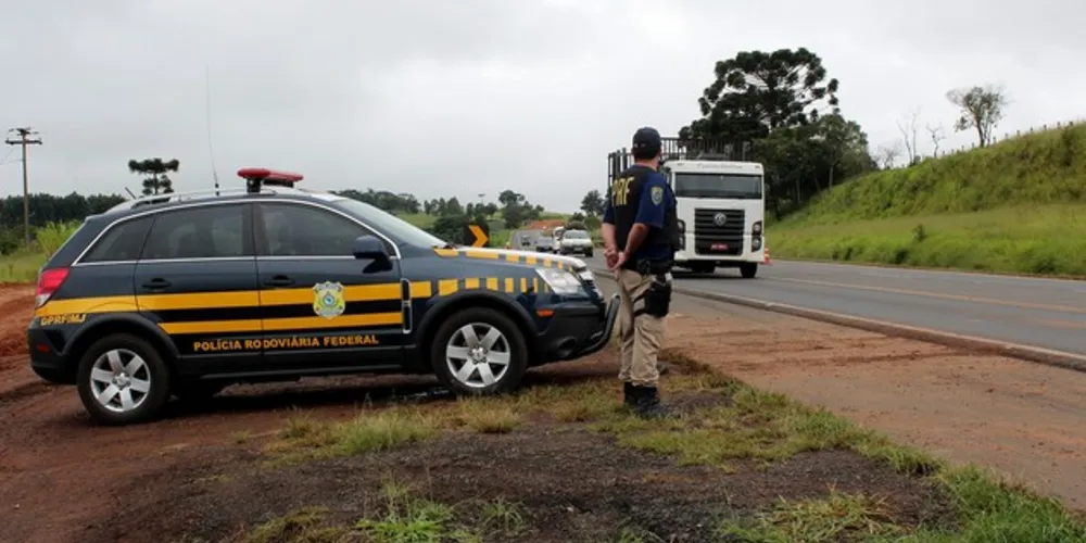 Imagem ilustrativa da imagem Motorista embriagado é preso pela PRF na BR-277