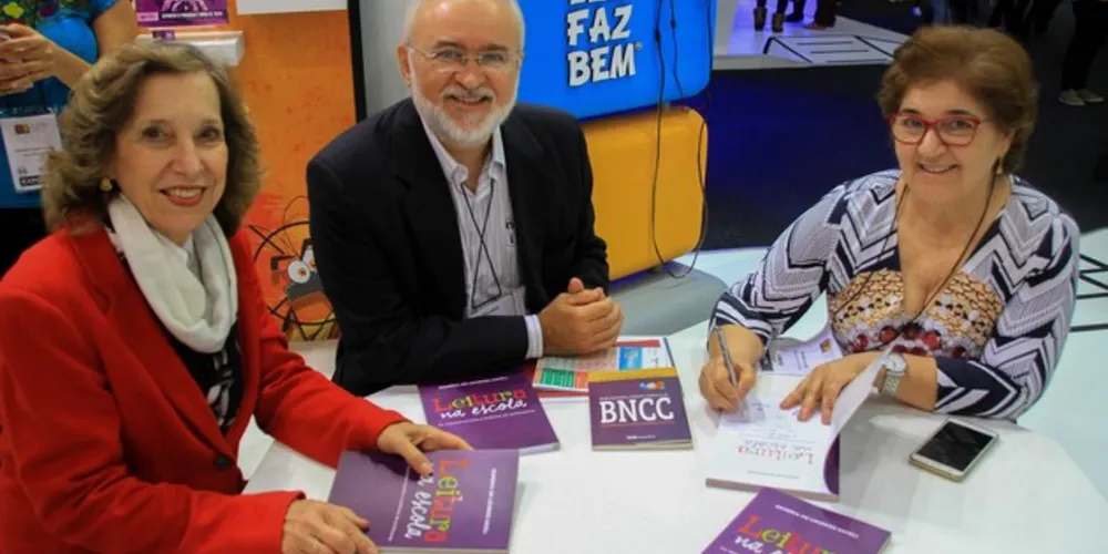 Imagem ilustrativa da imagem Secretária representa PG na Bienal do Livro em São Paulo