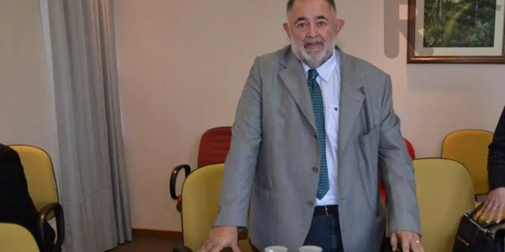 O Fundador do Cescage e Desembargador do TJ-PR, José Sebastião Fagundes Cunha