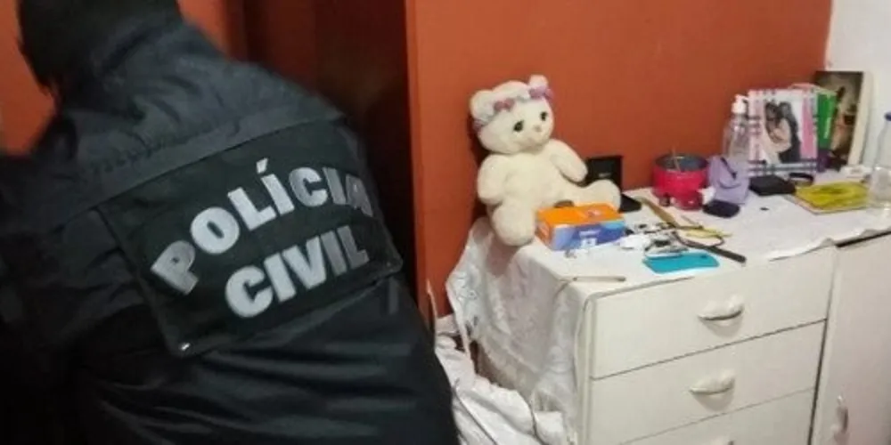 Imagem ilustrativa da imagem Operação ocupa condomínio onde traficante cobra aluguel