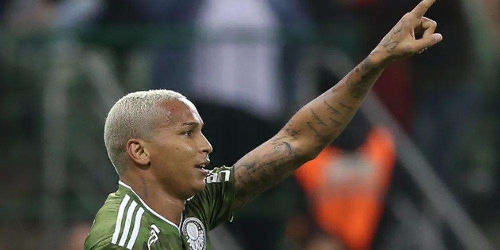 Imagem ilustrativa da imagem Em casa, Palmeiras vence o Vasco e segue firme no G6