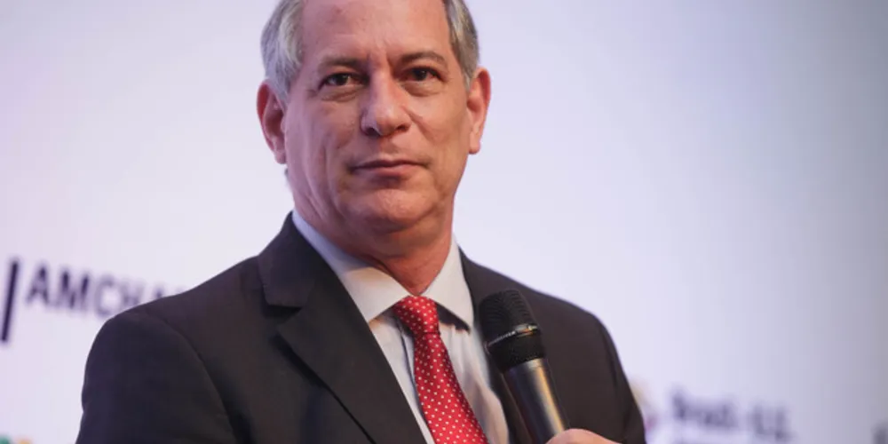 Imagem ilustrativa da imagem Cinco candidaturas a presidente foram registradas no TSE