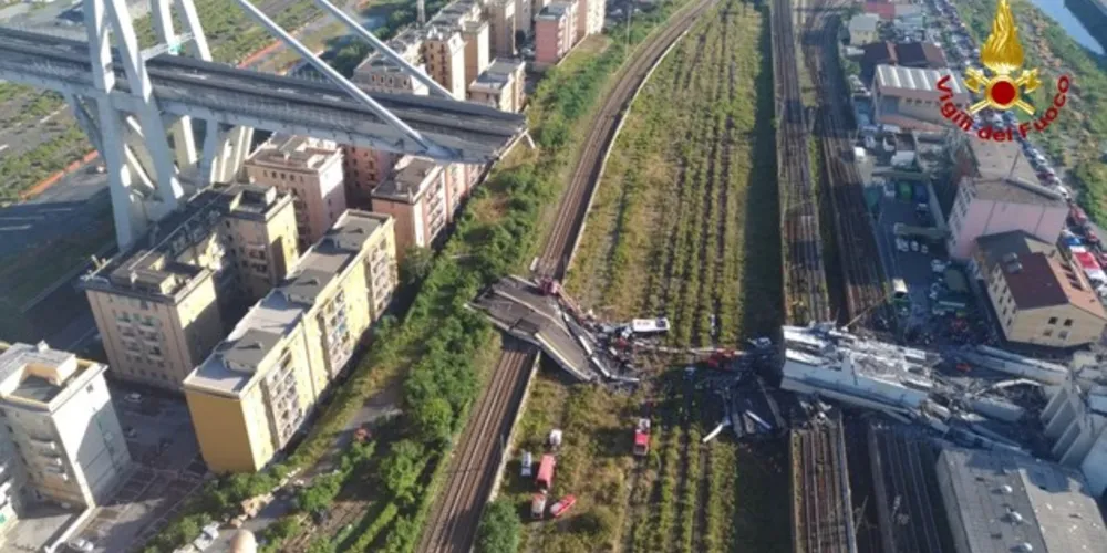 Imagem ilustrativa da imagem Mortos em desabamento de viaduto em Gênova já são 37