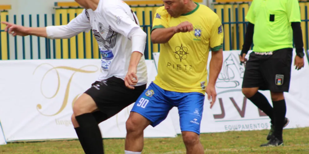 Imagem ilustrativa da imagem Copa Paizão Marista de Futebol reúne pais dos alunos