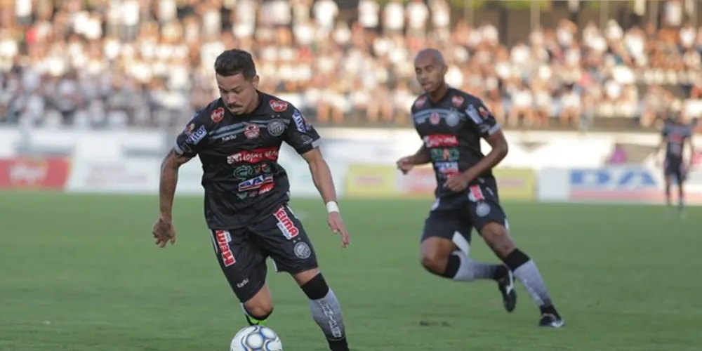 Imagem ilustrativa da imagem Bragantino e Operário abrem a semifinal da série C no sábado