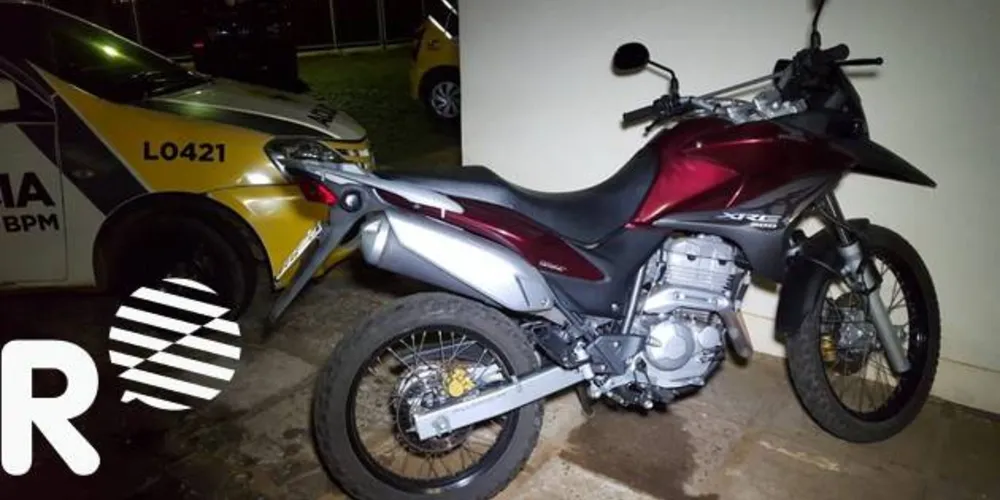 Imagem ilustrativa da imagem PM encontra suspeito de assalto e apreende motos
