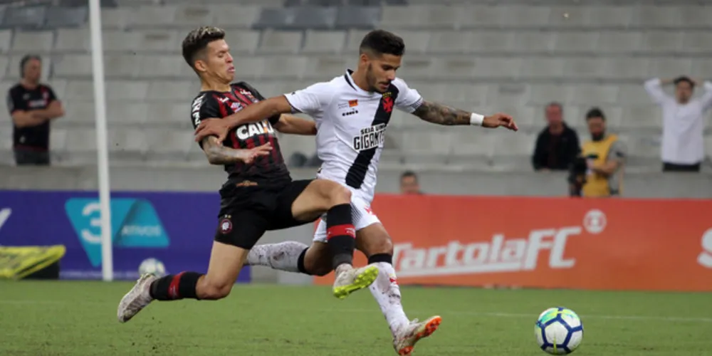 Imagem ilustrativa da imagem Atlético-PR bate o Vasco e engata terceira vitória seguida