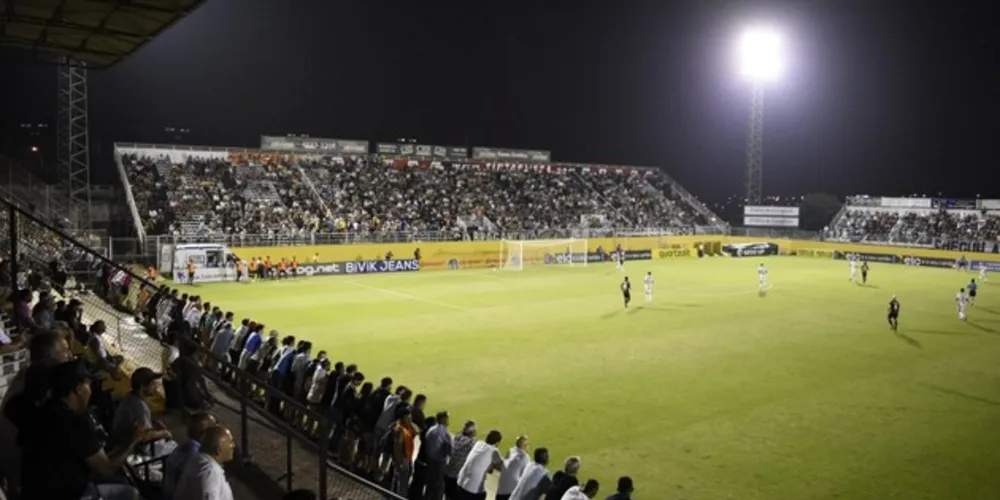 Imagem ilustrativa da imagem Bragantino espera casa cheia para duelo com Operário