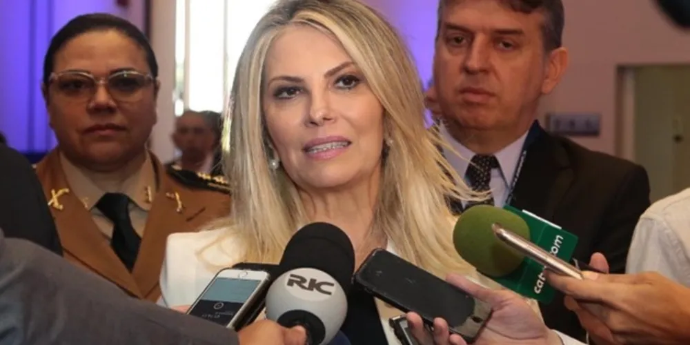 Imagem ilustrativa da imagem Cida Borghetti libera concurso para 100 escrivães de polícia