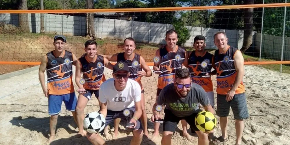 Imagem ilustrativa da imagem Competição de futevôlei reúne praticantes da região em PG