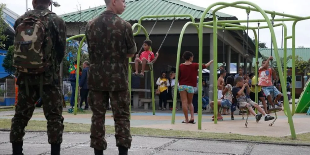 Imagem ilustrativa da imagem Mais de 70% da capital do RJ quer renovar intervenção