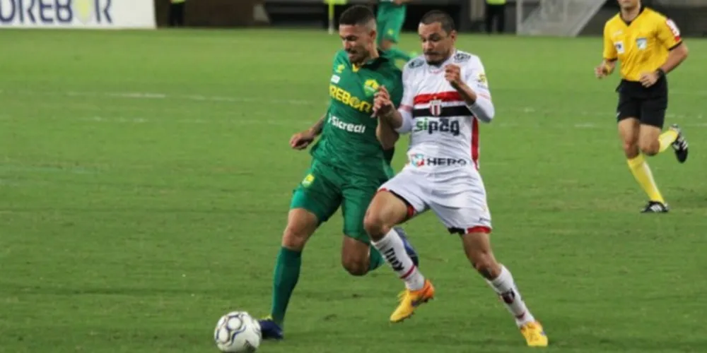 Imagem ilustrativa da imagem Cuiabá atropela Botafogo-SP e vai à final da Série C