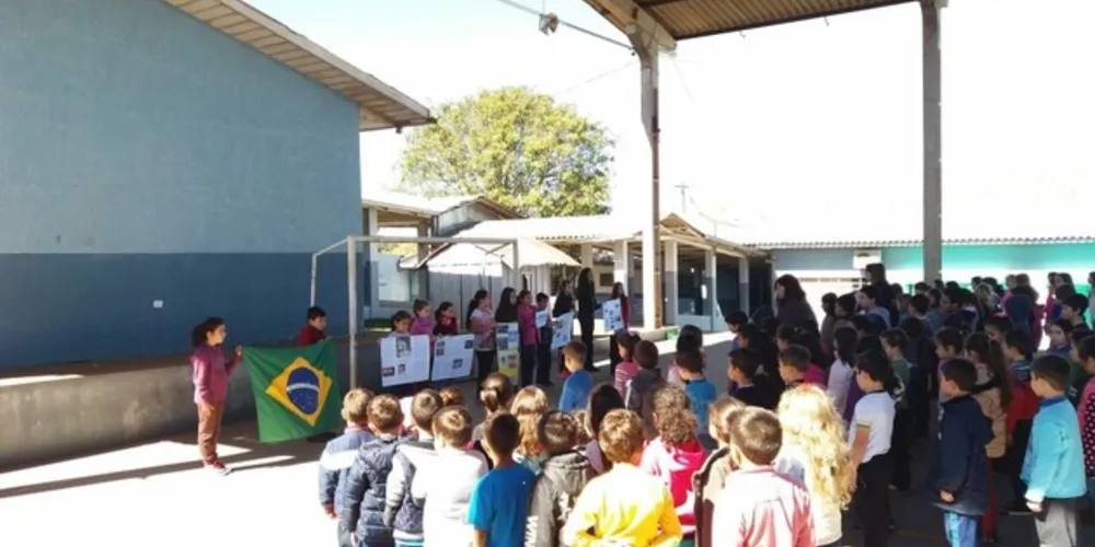 Imagem ilustrativa da imagem Turmas de Carambeí homenageiam Museu Nacional