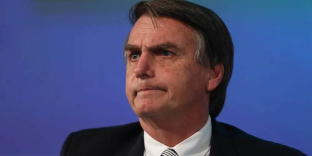 Imagem ilustrativa da imagem Bolsonaro está sem febre e recebe tratamento