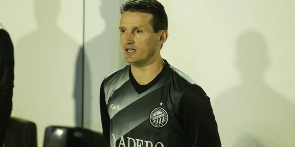 Imagem ilustrativa da imagem CBF destaca história de Gerson Gusmão no Operário