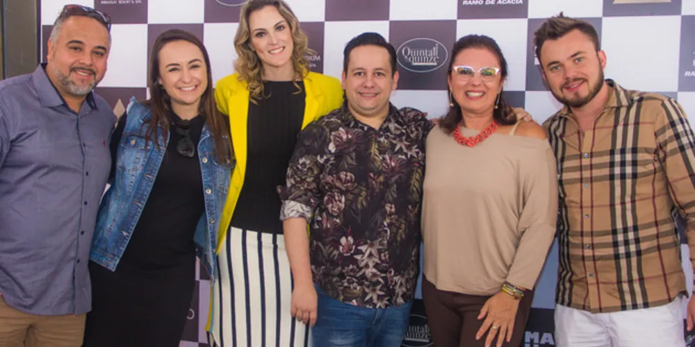 Juarez Soares, Maria Priscila Nabozni, Valeska Bobato, este colunista, Flavia Barrichello e Sergio Pereira