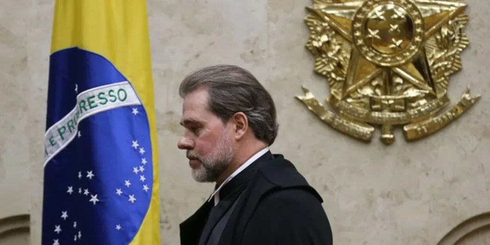 Imagem ilustrativa da imagem Toffoli assume presidência do Brasil pela primeira vez