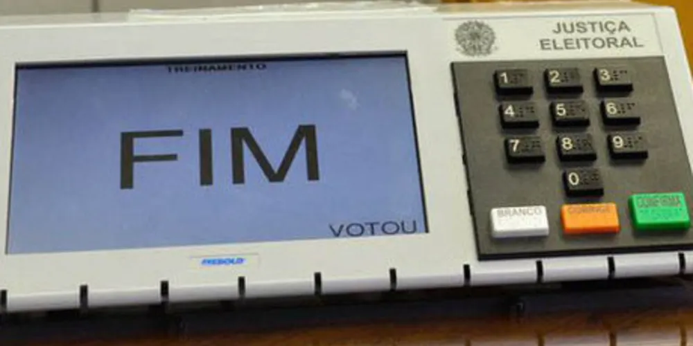 Imagem ilustrativa da imagem Ficha Limpa retira 173 candidatos das eleições