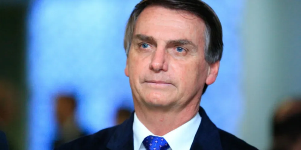 Imagem ilustrativa da imagem Comitê oficial de Bolsonaro desmente ato no Ambiental