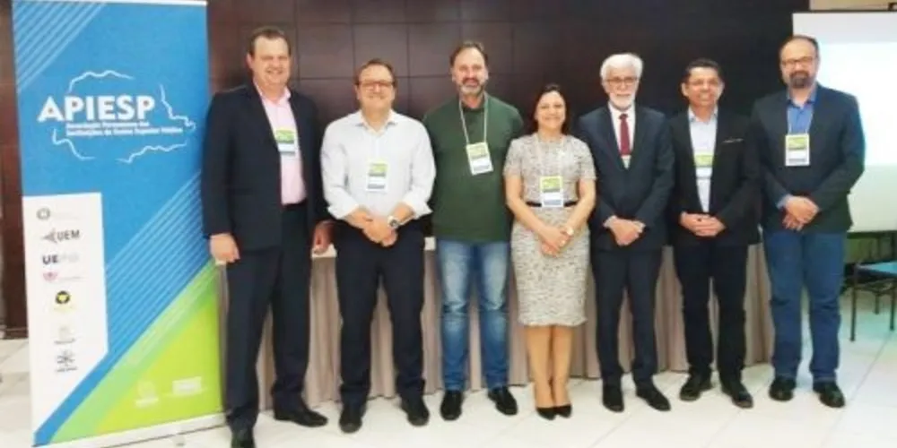 Imagem ilustrativa da imagem APIESP reúne reitores das universidades estaduais do Paraná