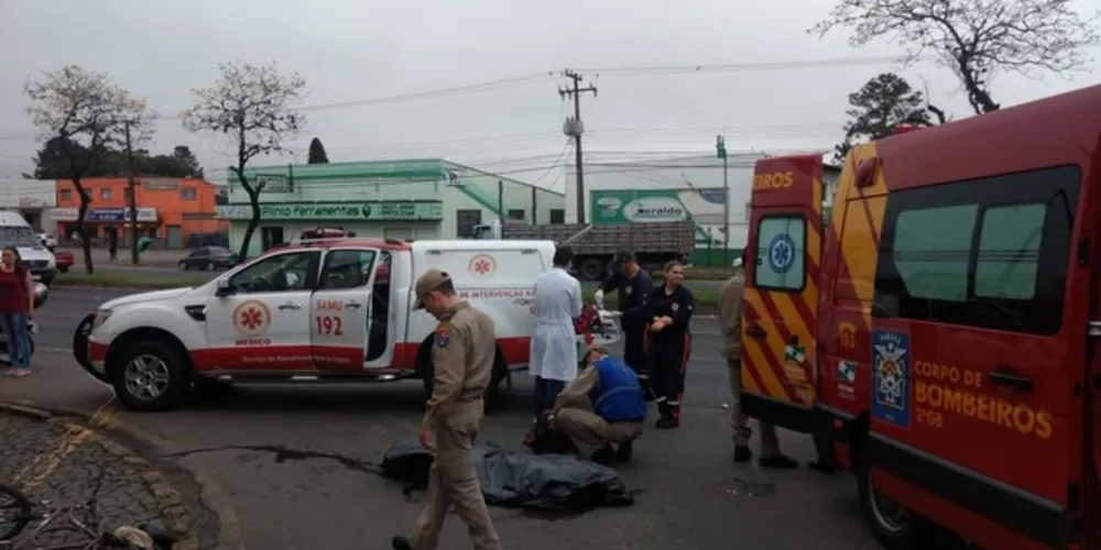 Vítima foi socorrida ainda no local, mas não resistiu aos ferimentos