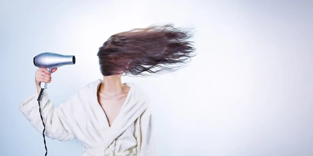 Imagem ilustrativa da imagem Truques para fazer a escova do cabelo durar mais tempo