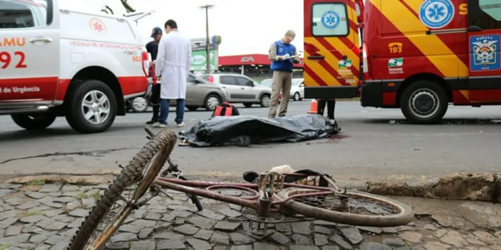 Imagem ilustrativa da imagem Pedreiro morto na Souza Naves será enterrado hoje